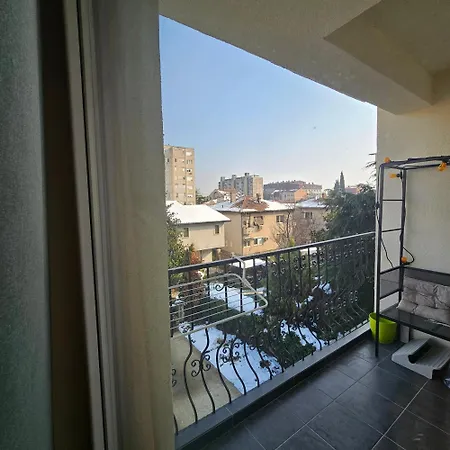 8 * سكوبجي
